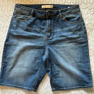 Denim shorts size 12. Est 1946 denim brand